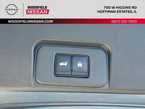 Certified 2023 Nissan Rogue SL w/ SL Premium Package AWD/4WD image 18