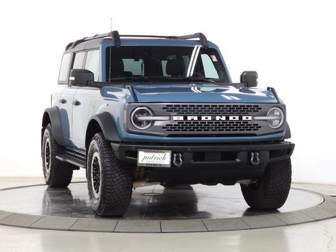 Used 2022 Ford Bronco Badlands image 10