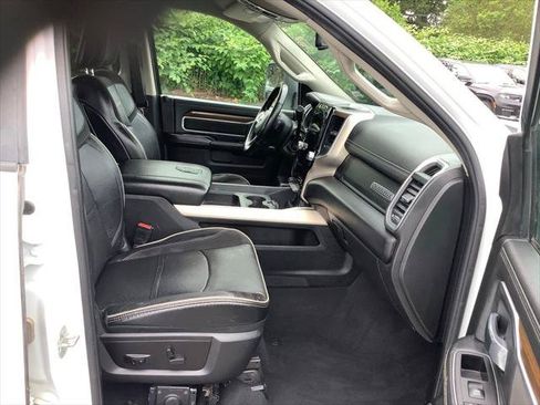 Certified 2024 RAM 2500 Laramie AWD/4WD image 18