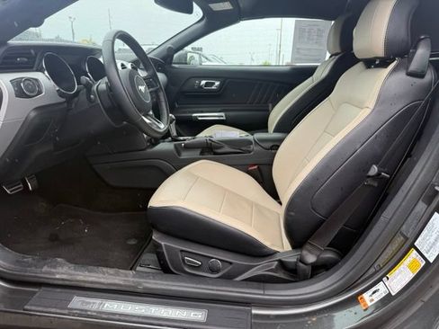 Used 2017 Ford Mustang GT Premium w/ Equipment Group 401A RWD image 14
