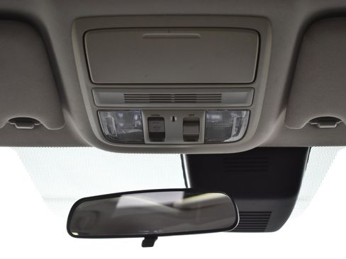 Used 2018 Honda Accord EX image 26