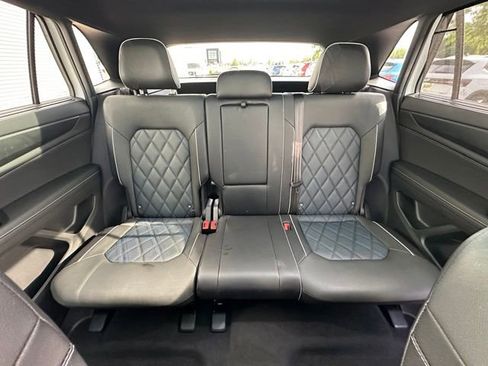 Used 2025 Volkswagen Atlas Cross Sport SEL Premium R-Line AWD/4WD image 29