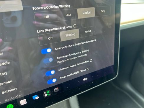 Used 2021 Tesla Model Y Performance AWD/4WD image 12
