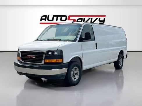 Used 2023 GMC Savana 3500 Work Van w/ Driver Convenience Package image 3