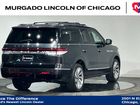 Used 2023 Lincoln Navigator Reserve AWD/4WD image 8