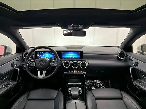 Used 2020 Mercedes-Benz CLA 250 4MATIC image 27