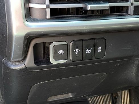 Used 2024 Hyundai Santa Fe SEL image 12