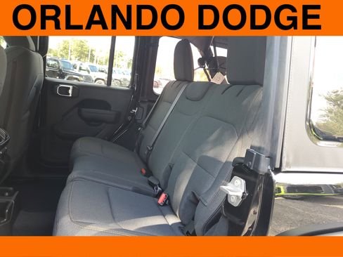 Used 2026 Jeep Wrangler Sport image 8