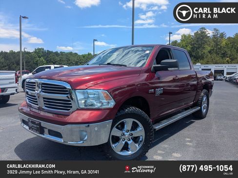 Used 2019 RAM 1500 Lone Star AWD/4WD image 1