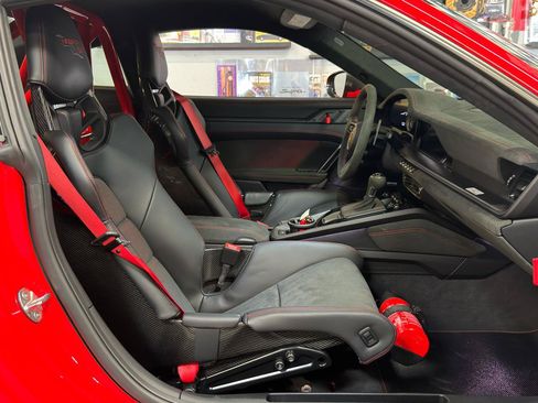 Used 2025 Porsche 911 GT3 RS RWD image 26