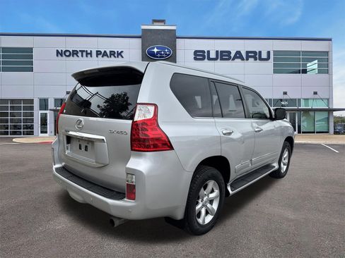 Used 2013 Lexus GX 460 w/ Comfort Plus Pkg AWD/4WD image 3