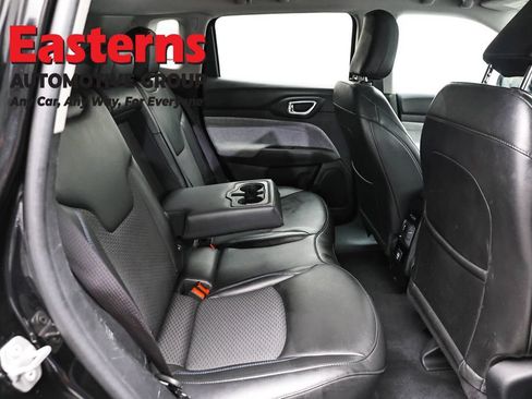 Used 2022 Jeep Compass Latitude AWD/4WD image 23