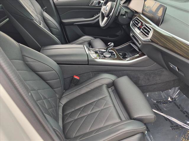 Used 2023 BMW X5 sDrive40i w/ M Sport Package RWD image 22