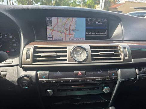 Used 2014 Lexus LS 460 w/ Comfort Package RWD image 20
