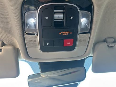 Used 2025 Hyundai Tucson Limited image 23