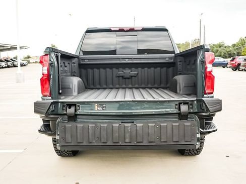 Used 2025 Chevrolet Silverado 1500 ZR2 w/ Technology Package AWD/4WD image 38