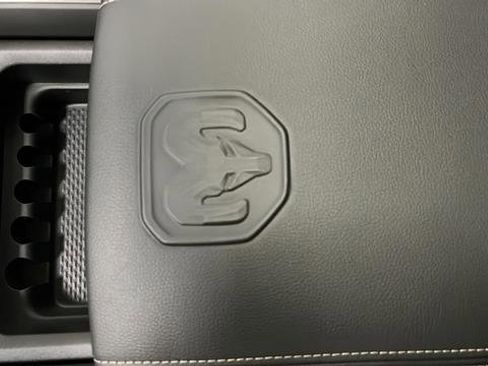 New 2026 RAM 1500 Laramie AWD/4WD image 20