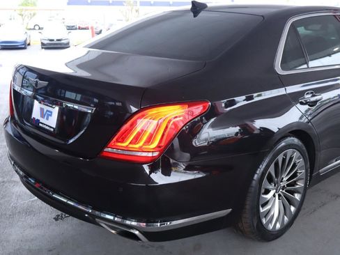 Used 2018 Genesis G90 3.3T Premium RWD image 7