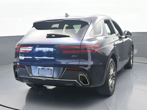 Used 2022 Genesis GV70 2.5T w/ Advanced Package image 5