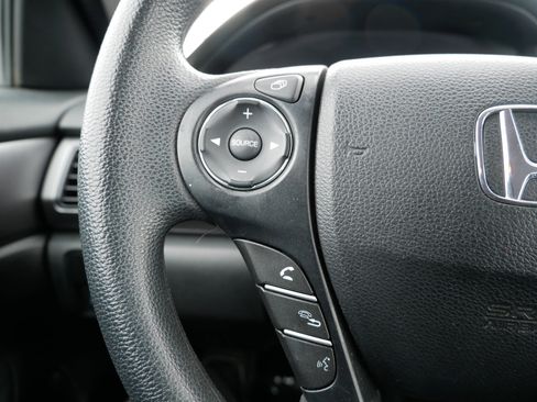 Used 2015 Honda Accord LX image 31