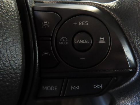 Used 2024 Toyota Corolla LE image 21