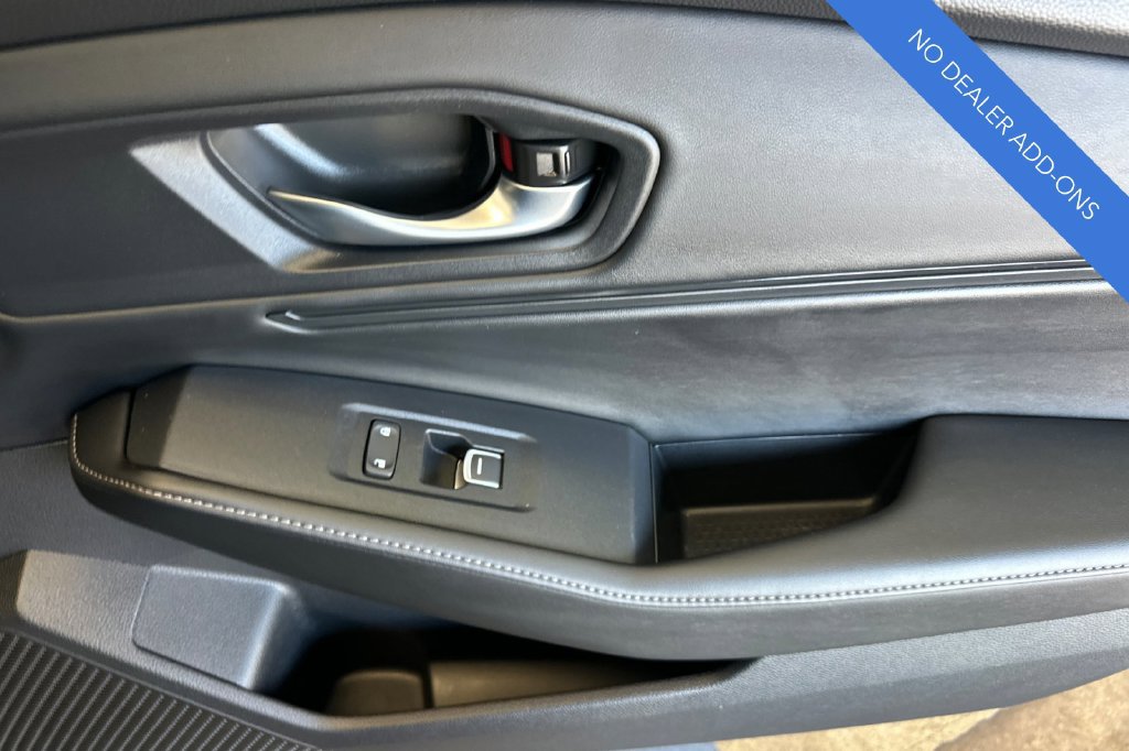 Used 2025 Honda Accord Sport image 18