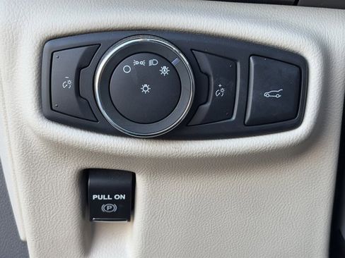 Used 2017 Lincoln MKX Select w/ Select Plus Package image 20