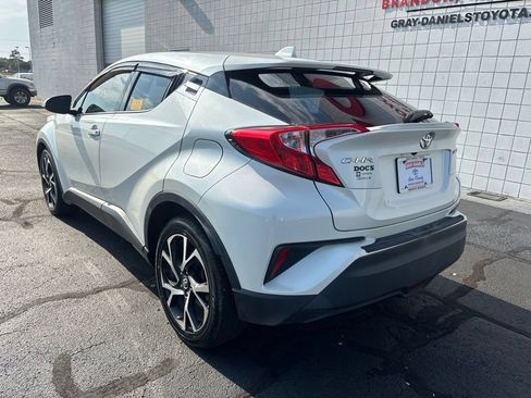 Used 2019 Toyota C-HR Limited FWD image 6