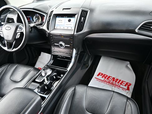 Used 2019 Ford Edge Titanium w/ Cold Weather Package AWD/4WD image 19