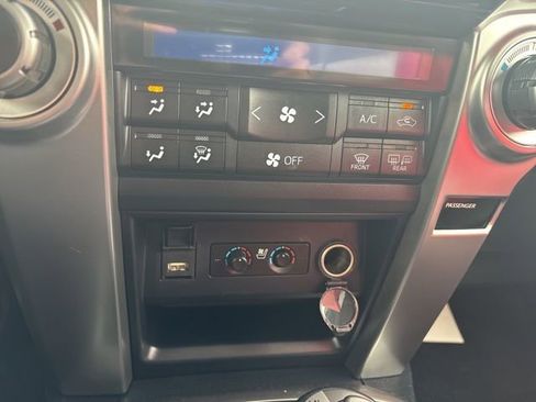 Used 2022 Toyota 4Runner Limited image 14