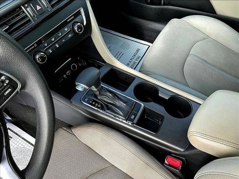 Used 2016 Kia Optima LX FWD image 15