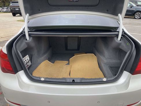 Used 2013 BMW 750Li image 15