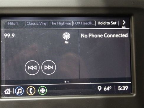 Used 2022 Chevrolet Equinox RS image 28