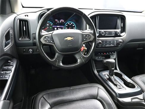 Used 2019 Chevrolet Colorado Z71 image 18