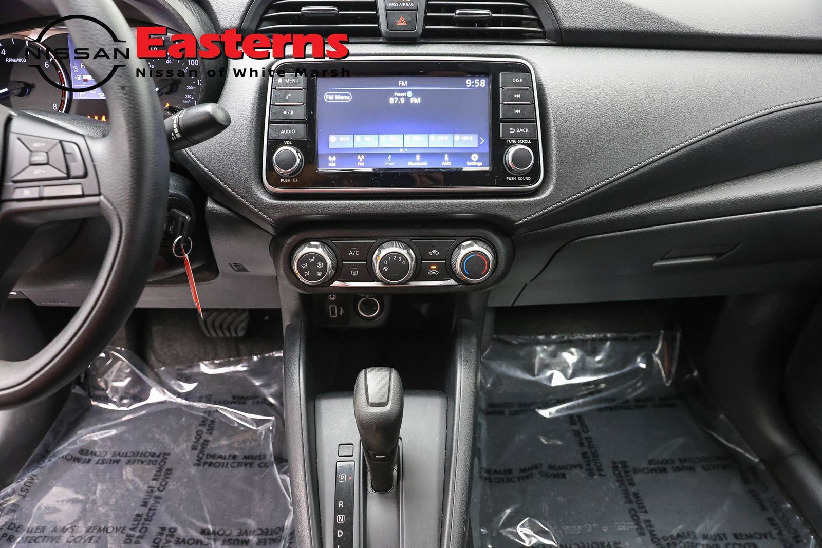 Used 2025 Nissan Versa S FWD image 12