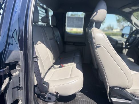Used 2021 Ford F250 XL w/ Power Equipment Group RWD image 31