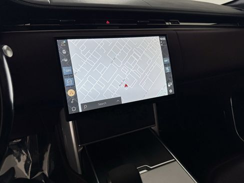 Used 2024 Land Rover Range Rover Autobiography image 24