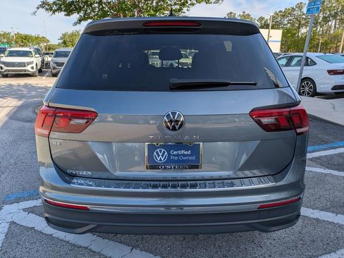 Certified 2023 Volkswagen Tiguan SE FWD image 5