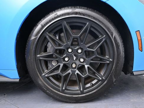 Used 2025 Ford Mustang GT Premium w/ GT Performance Package image 35