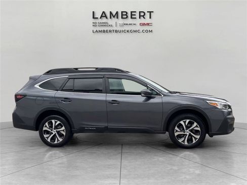 Used 2022 Subaru Outback Limited image 6
