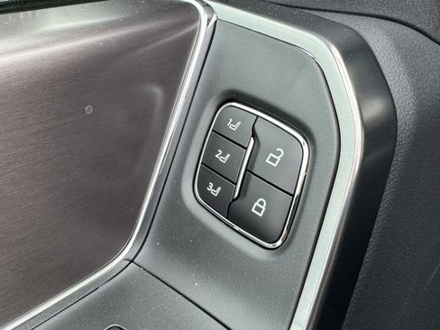 New 2026 Ford F250 Platinum image 12