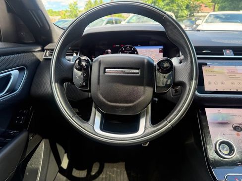 Used 2020 Land Rover Range Rover Velar R-Dynamic S AWD/4WD image 24