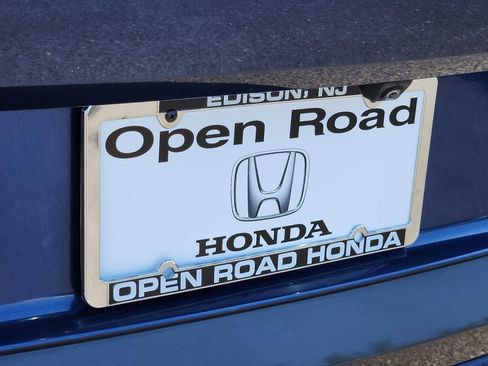 Used 2023 BMW X6 xDrive40i w/ M Sport Package image 32