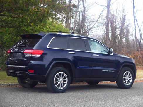 Used 2015 Jeep Grand Cherokee Limited w/ Trailer Tow Group IV image 4