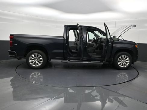 Used 2023 Chevrolet Silverado 1500 Custom RWD image 32
