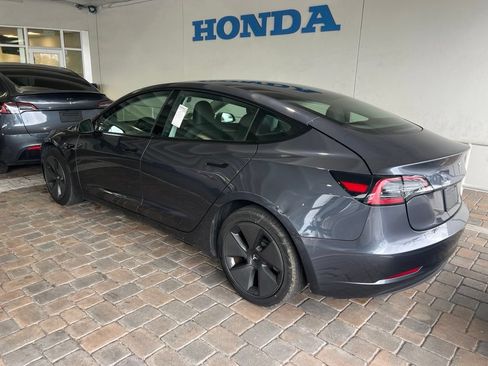 Used 2023 Tesla Model 3 Standard Range RWD image 3