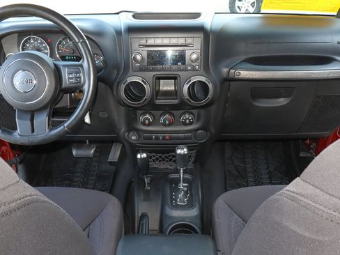 Used 2013 Jeep Wrangler Sport AWD/4WD image 11