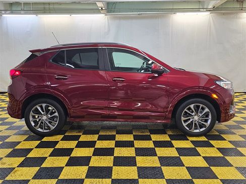 Used 2023 Buick Encore GX Select w/ Sport Touring Package image 2