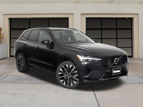 New 2026 Volvo XC60 T8 Ultra w/ Protection Package Premier AWD/4WD image 19