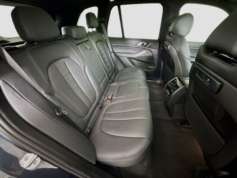 Used 2022 BMW X5 xDrive40i w/ Premium Package image 27
